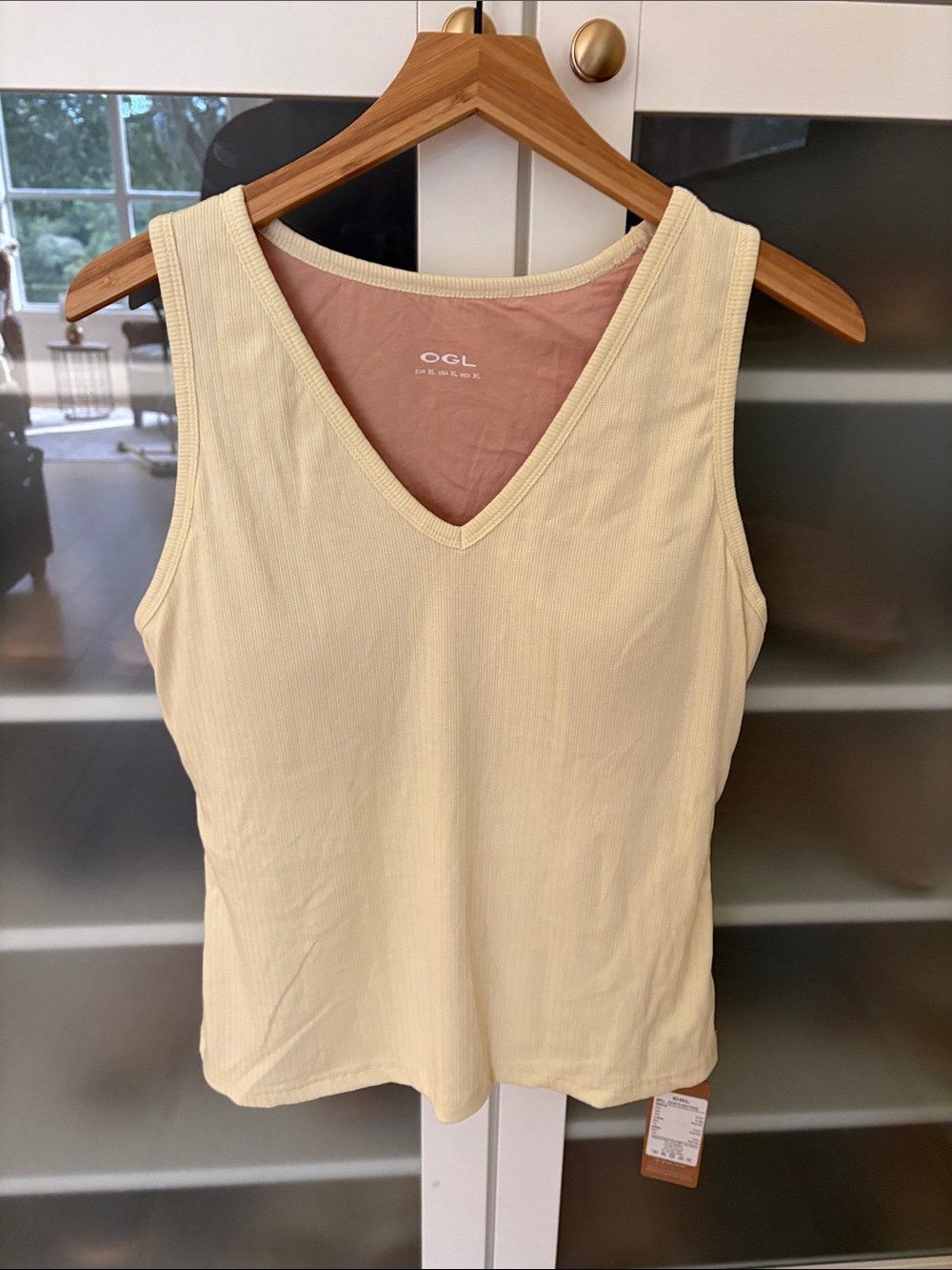 NWT OGL Ribbed V-Neck Bra Tank Top in Pale Yellow XL